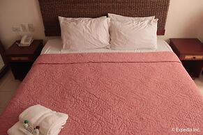 Wild Orchid Beach Resort