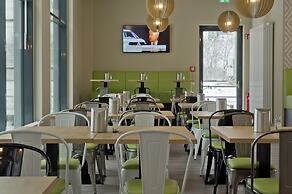 Super 8 by Wyndham Munich City West