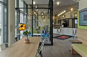 Super 8 by Wyndham Munich City West