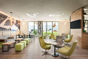 Super 8 by Wyndham Munich City North