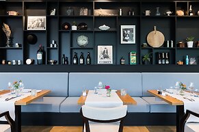 Modern Times Hotel, Vevey, a Tribute Portfolio Hotel