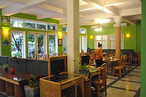 Day Inn Hotel