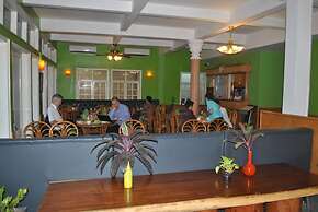 Day Inn Hotel