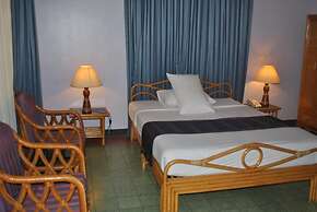 Day Inn Hotel