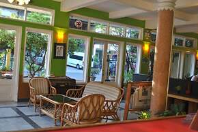 Day Inn Hotel