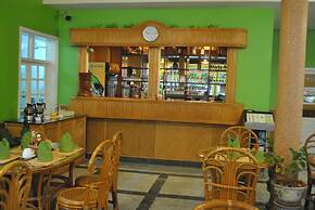 Day Inn Hotel