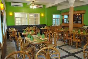Day Inn Hotel
