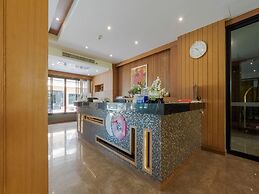 CAPITAL O 1102 The SP Boutique