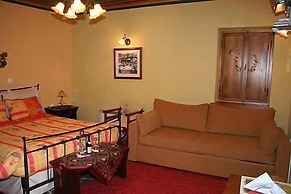 Nikolas Guesthouse
