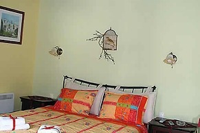 Nikolas Guesthouse