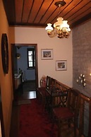 Nikolas Guesthouse