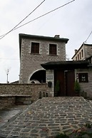 Nikolas Guesthouse