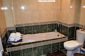 The Cozy Beach House