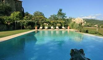 Chianti Yoga - The Tuscan Collection