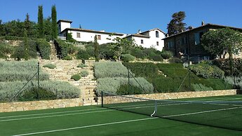 Chianti Yoga - The Tuscan Collection