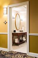 The Mount Vernon Grand Hotel