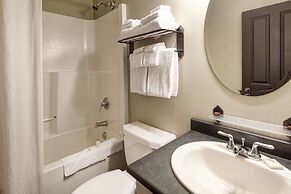 Panorama Mountain Resort - Premium Condos and Townhomes