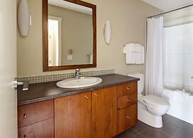 Panorama Mountain Resort - Premium Condos and Townhomes