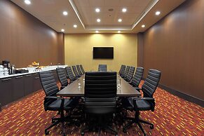 Courtyard by Marriott Montreal West Island/Baie D'Urfe