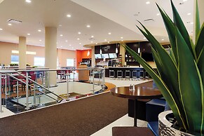 Courtyard by Marriott Montreal West Island/Baie D'Urfe