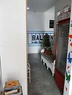Balcony Hostel Hotel
