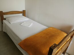 Balcony Hostel Hotel