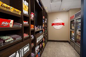 Hampton Inn & Suites Falls Church