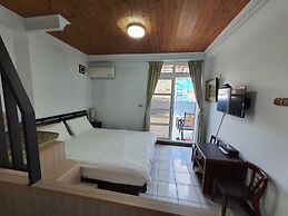 Dongshan River Left bank B&B