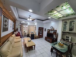 Dongshan River Left bank B&B