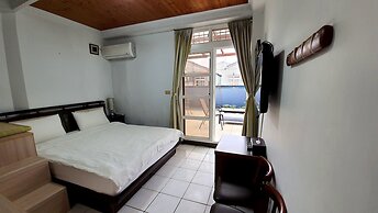 Dongshan River Left bank B&B