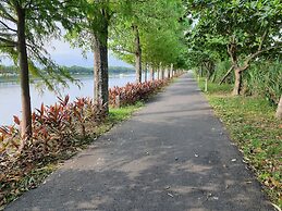 Dongshan River Left bank B&B