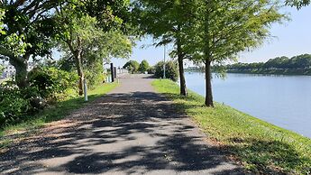 Dongshan River Left bank B&B