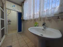 Dongshan River Left bank B&B