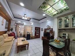 Dongshan River Left bank B&B