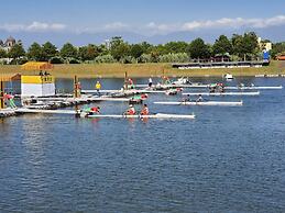 Dongshan River Left bank B&B