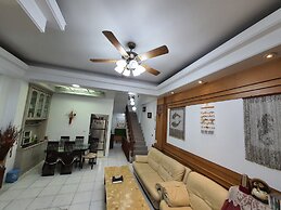 Dongshan River Left bank B&B