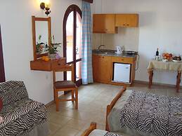 Arkadi Apartments by Checkin