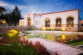 Mela Garden Retreat Cottage