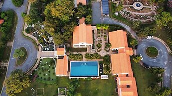 Mela Garden Retreat Cottage