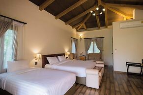 Mela Garden Retreat Cottage