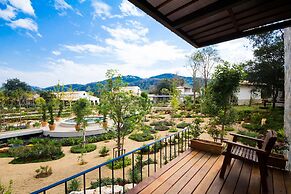 Mela Garden Retreat Cottage