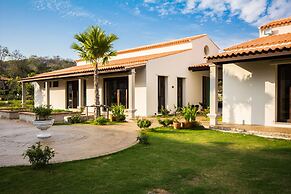 Mela Garden Retreat Cottage