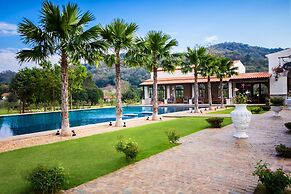 Mela Garden Retreat Cottage