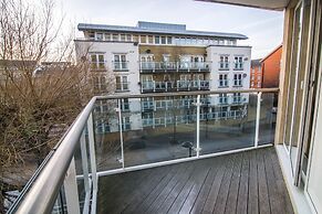 Apartment Wharf – Water Gardens