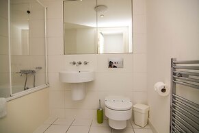 Apartment Wharf – Water Gardens