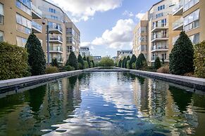 Apartment Wharf – Water Gardens