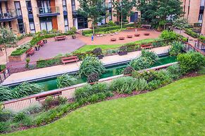Apartment Wharf – Water Gardens