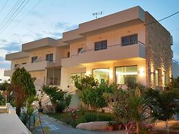 Malliotakis Beach Hotel by Checkin