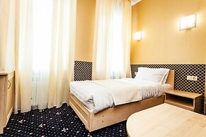 Mira Hotel
