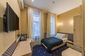 Mira Hotel